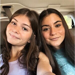 Meet your Posher, Jade